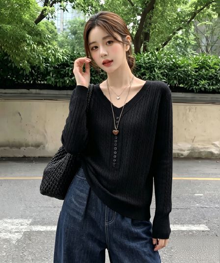 실사 빅 사이즈 V넥 루즈핏 슬림해 보이는 스웨터 2026 년 가을 겨울 새로운 페이크 레이어드 단추 긴팔 외국 가스 맨위