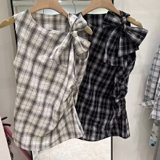 批发韩系肩部系带格子背心女夏季2026新款修身百搭减龄无袖衬衫上衣潮