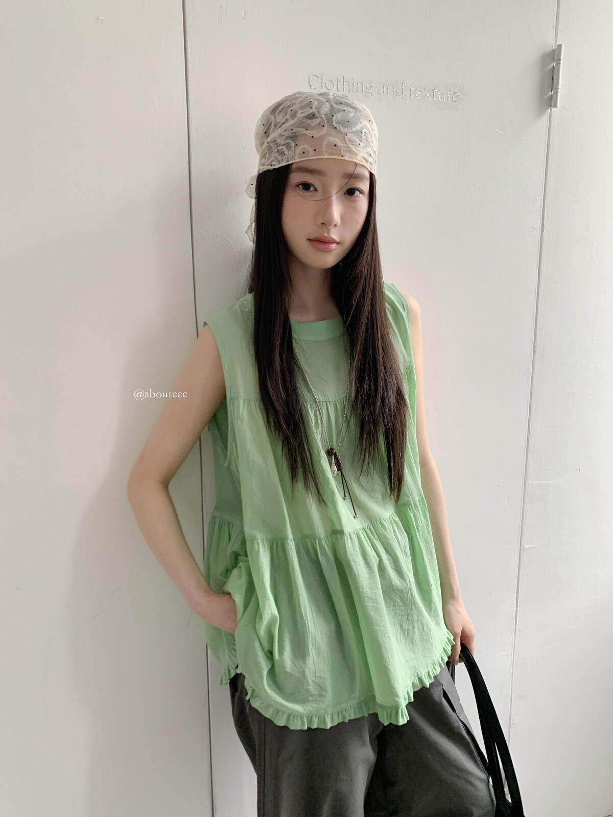 펌프 Pleat 라운드 넥 민소매 달콤함 연령 감소 표지 고기 루즈핏 작은 셔츠 여성 여름 섹션 미니멀리즘 다용도 슬림해 보이는 단색 맨위