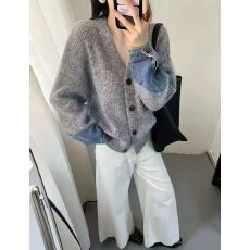 批发V领牛仔拼接袖针织开衫女秋季宽松复古单排扣软糯毛<b class='q'>衣外套</b>