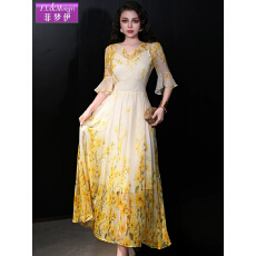 批发桑蚕丝印花<b class='q'>连衣裙</b>女喇叭袖<b class='q'>夏装</b>法式年轻款高端真丝长裙