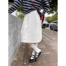 批发2026春夏韩系白色半身裙高腰简约立体质感显瘦a字蛋糕垂感中裙女