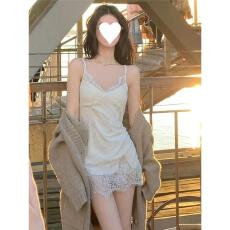 批发吊带背心纯欲拼接<b class='q'>蕾丝</b>花边V领吊带褶皱设计时尚自家工厂