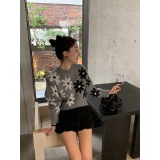 批发已出货～韩系松弛感软糯花卉提花圆领长袖毛衣套头女
