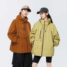 批发新款<b class='q'>春</b>秋薄款男女冲锋衣外套宽松休闲运动潮牌男款连帽夹克服