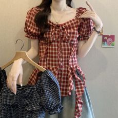 批发大码遮肚子法式复古飘带格子衬衫女夏季胖妹妹显瘦泡泡袖方领上衣