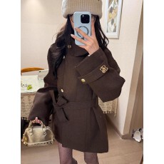 批发带配饰#秋冬新款气质韩系立领短款毛呢大衣赫本风高级感呢子外套