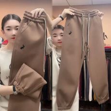 批发欧货2026秋冬新款刺绣九分运动休闲裤女小个子高腰宽松显瘦<b class='q'>哈伦</b>裤