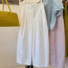 批发<b class='q'>品牌</b><b class='q'>折扣</b>2026夏季新款宽松百搭弯刀裤女设计感休闲韩系阔腿九分裤