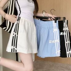批发美式设计撞色条纹蝴蝶结休闲<b class='q'>短裤</b>女夏季新款薄款宽松阔腿a字<b class='q'>热裤</b>