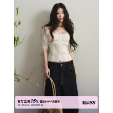 批发1P STUDIO 米白色纯棉绣花方领<b class='q'>衬衫</b><b class='q'>女</b>春夏季收腰花边短款中袖上衣