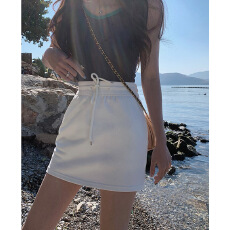 批发实拍甜辣风｜抽绳运动｜<b class='q'>百搭</b>包臀短裙女