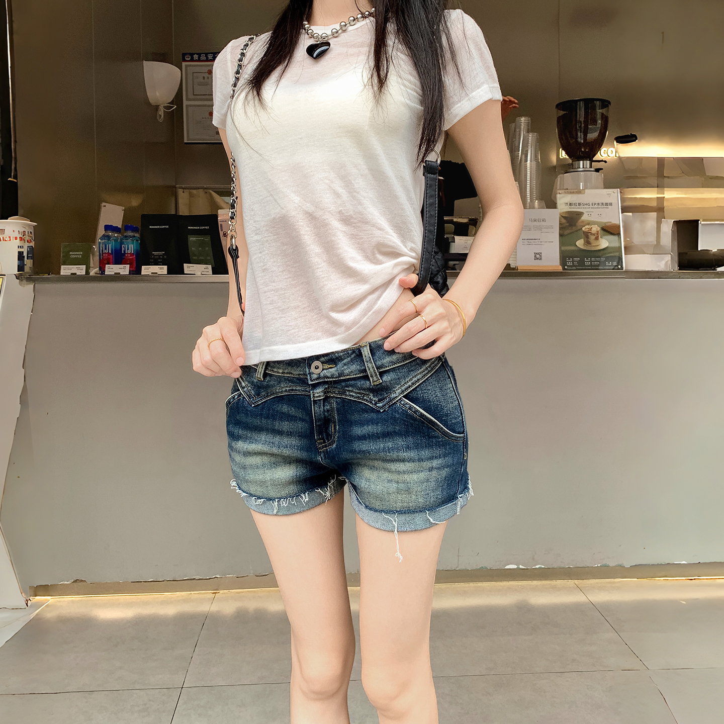 실사 아메리칸 레트로 워시 물 마 오래된 뒤집다 측면 데님 반바지 여성
