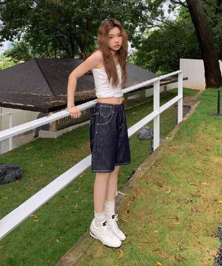실사 아메리칸 레트로 루즈핏 와이드 레그 팬츠 다용도 오부 바지 기타 버클 조정 허리 디자인 스트레이트 청바지 여성