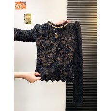 批发实拍法式时尚花边领<b class='q'>蕾丝</b>加磨毛里长袖T恤2025冬季修身显瘦上衣
