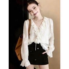 批发实拍 复古温柔风木耳边蝴蝶结设计感提花衬衫女新款小众显瘦上衣