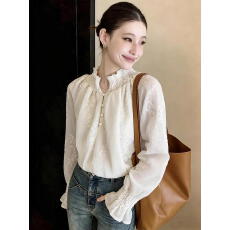 批发实拍法式<b class='q'>蕾丝</b>钩花刺绣荷叶边泡泡袖衬衫女春季洋气绝美<b class='q'>雪纺</b><b class='q'>衫</b>上衣