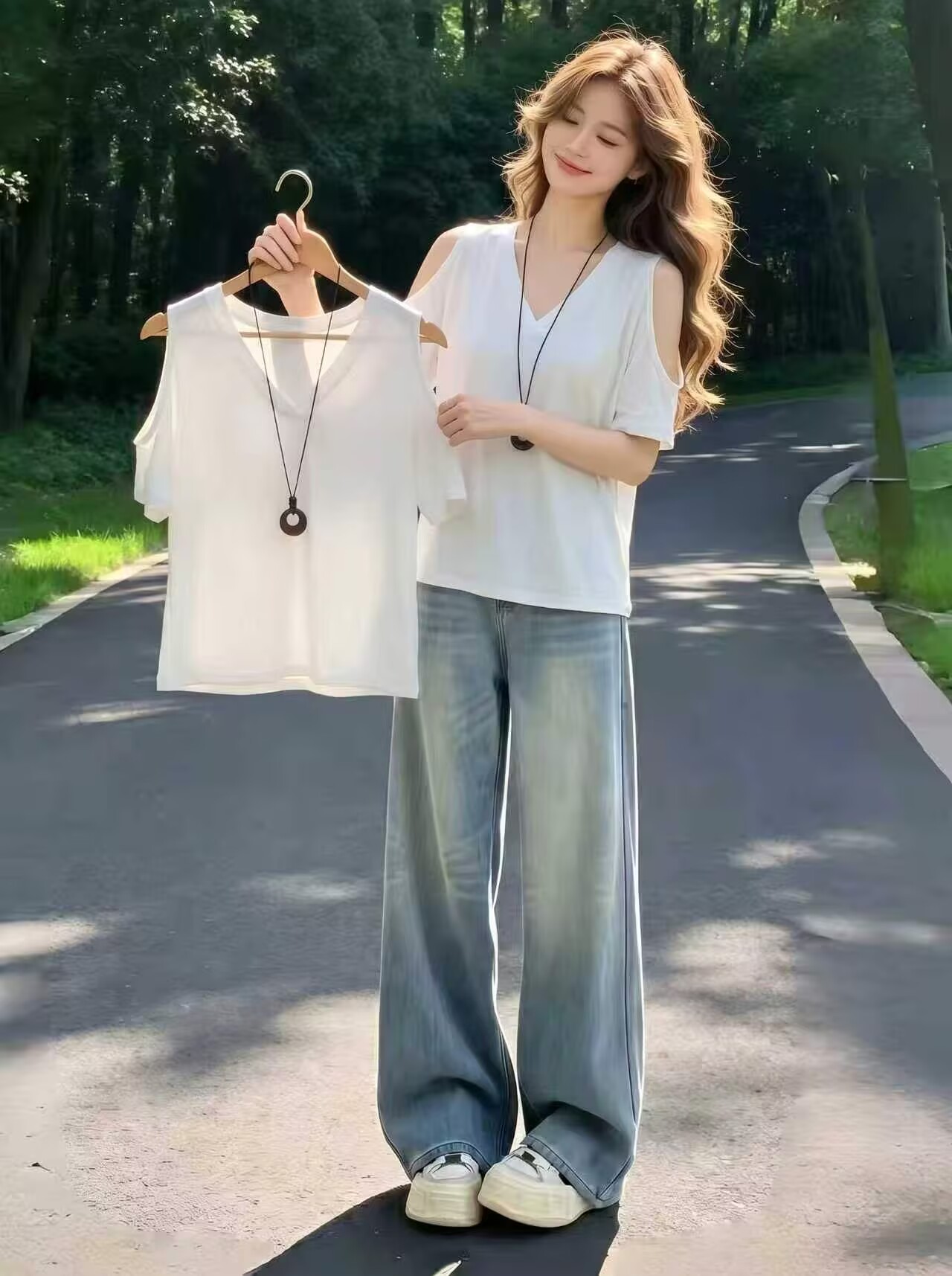 실사 여름 프랑스식 순수한 욕망 섹시함 V넥 달콤한 핫걸 고유 한 Chic 아름다운 맨위 반팔 티셔츠 여성 경기 목걸이