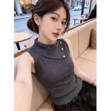批发实拍韩系高级感不对称斜领无袖针织<b class='q'>背心女</b>夏季新款洋气通勤小上衣