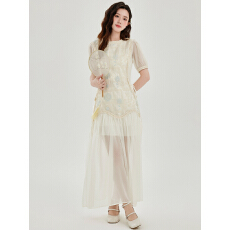 批发夏新款重工刺绣旅行度假新疆海边收腰显瘦连衣裙子气质<b class='q'>长裙</b>