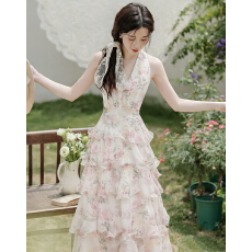 批发法式度假风印花挂脖<b class='q'>雪纺</b>蛋糕<b class='q'>长裙女</b>V领连衣裙收腰荷叶边<b class='q'>长裙</b>