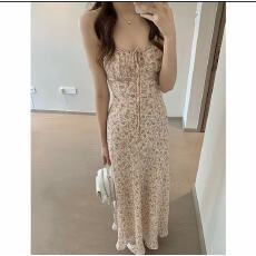 批发我很懒 花影 法式度假感碎花<b class='q'>连衣裙</b>女夏清新斜裁吊带裙 H5Q0005