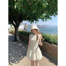 批发2026新款少女感碎花背心<b class='q'>连衣裙</b>女夏日氛围感掐腰无袖露背短裙