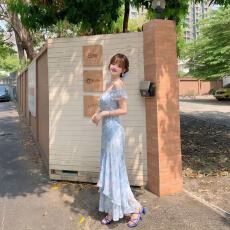 9C油画世界ins风修身型A字裙城市通勤甜美荷叶边拼接连衣裙