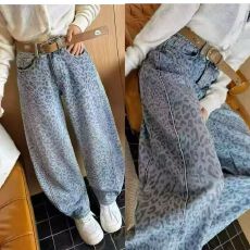 批发时尚早春新款牛仔拖地裤女韩版<b class='q'>弹力</b>浅蓝豹纹牛仔窄版直筒裤