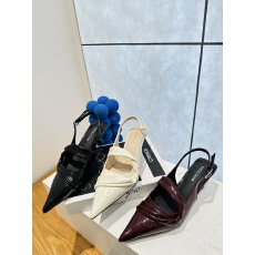 批发尖头褶皱漆皮包头后空女鞋2026新款小细跟气质高跟