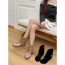 批发小众设计感罗马凉鞋女2026年夏季新款夹脚高级复古磨砂内增高凉靴