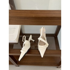 批发尖头褶皱漆皮包头后空女鞋2026新款小细跟气质高跟