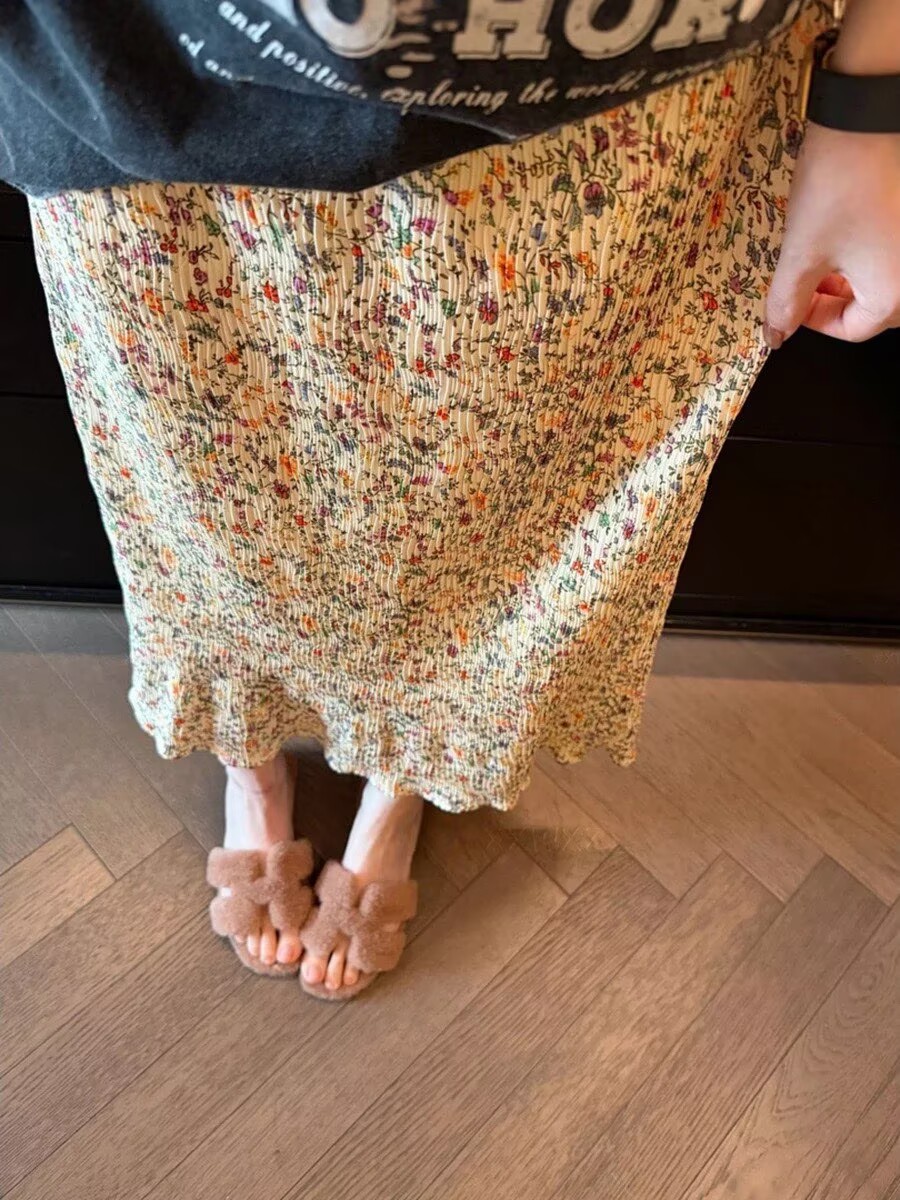 꽃 물결무늬 반 스커트 여름 새로운 황색 하이웨이스트 슬림해 보이는 플리츠 반신 스커트 한 마디 롱 스커트