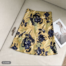 法式黄花缎面高腰中裙女夏季修身显瘦半身裙
