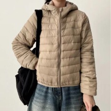 批发韩版白鸭绒轻薄羽绒服女短款25秋冬泡芙排骨修身内搭连帽外套