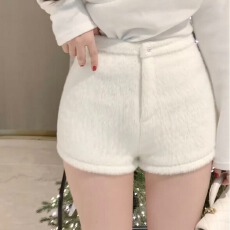 批发韩版纯欲风甜辣妹仿貂毛绒高腰阔腿<b class='q'>短裤</b>女秋冬