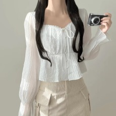 批发韩版别致短款泡泡袖娃娃衫女夏季甜美设计感上衣