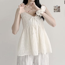 批发韩版带V领蕾丝镂空刺绣吊带背心女夏季浪漫显瘦内搭上衣