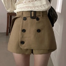 批发韩版设计感小众纽扣毛呢短裤女高腰显瘦半身裙