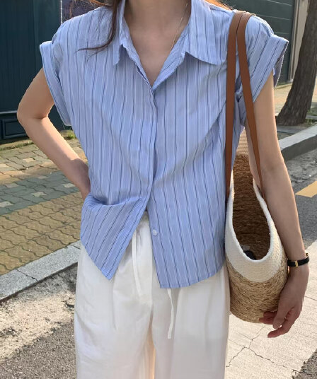ins 레트로 느긋한 바람 품격 폴로 칼라 더블 문패 스트라이프 볼륨 측면 Feifei 소매 셔츠 맨위 삼색