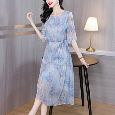 批发真丝<b class='q'>连衣裙</b>女2026新款夏季沙滩圆领灯笼袖<b class='q'>桑蚕丝</b>裙气质海边度假裙