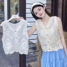 批发2026春夏新款棉质法式立体花朵刺绣背心女外穿V领叠穿无袖马甲