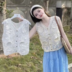 批发2026春夏新款棉质法式立体花朵刺绣背心女外穿V领叠穿无袖马甲