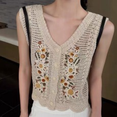 批发2026春夏新款纯棉复古气质高级感镂空刺绣短款无袖针织背心马甲