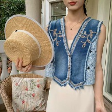 批发2026夏季国风拼接刺绣<b class='q'>牛仔</b>马甲背心女穿搭无袖外搭叠穿坎肩上衣