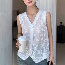 2026夏季纯棉法式高端蕾丝风杏色刺绣吊带背心女无袖打底衫上衣