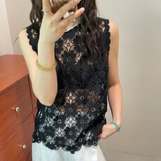 批发2026夏季新款韩版纯色蕾丝无袖背心女镂空花朵<b class='q'>设计</b>感小众气质上衣