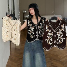 批发2026夏季复古时髦重工镂空钩花刺绣V领针织马甲背心女无袖上衣