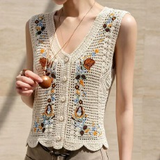批发2026夏季新款复古民族风镂空针织开衫女别致叠穿刺绣无袖马甲背心