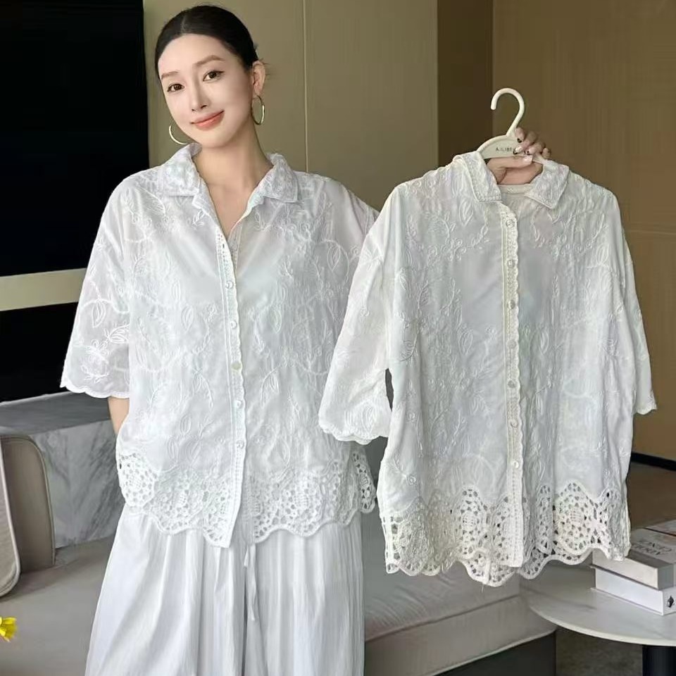 2026 여름 프랑스식 단색 면 자수 자수 여성 셔츠 싱글 줄 버튼 폴로 칼라 문예 품격 루즈핏 맨위 트렌디